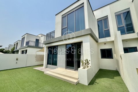 Üürile anda villa asukohaga Dubai Hills Estate, AÜE: 4 magamistoaga, 231.4 m² Nr 628830 - pilt 11