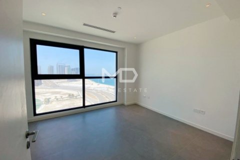 Apartment in Al Reem Island, Abu Dhabi, UAE 2 bedrooms, 111.5 sq.m. № 555133 - photo 8