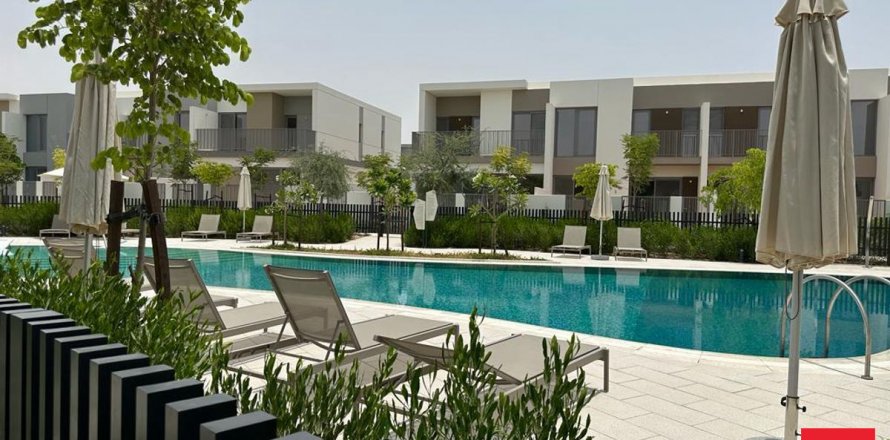 Řadový dům v Tilal Al Ghaf, Dubai, SAE 3 ložnice, 199 m² Č.: 632843
