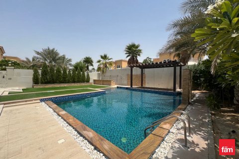 Villa Dubaijā, AAE 5 istabas, 953.9 m2 Nr. 632841 - attēls 11