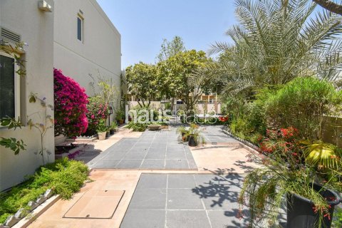 Vila di Arabian Ranches, Dubai, UAE 5 bilik tidur, 493 meter persegi № 625953 - foto 18