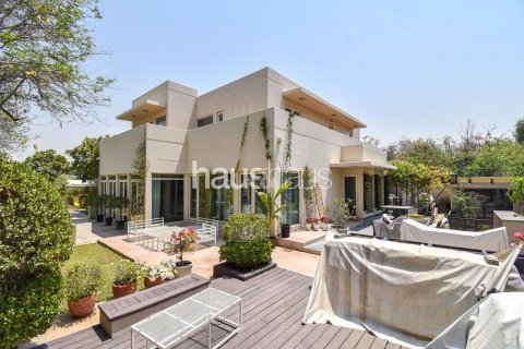 Vila di Arabian Ranches, Dubai, UAE 5 bilik tidur, 493 meter persegi № 625953 - foto 1