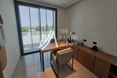 Vilë në Saadiyat Island, Abu Dhabi, Emiratet e Bashkuara Arabe 6 dhoma gjumi, 820 m2. № 604966 - Foto 3