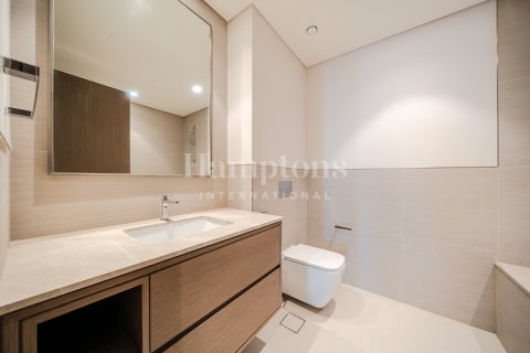 Apartment in Palm Jumeirah, Dubai, UAE 3 bedrooms, 172.98538600 sq.m. № 590913 - photo 2