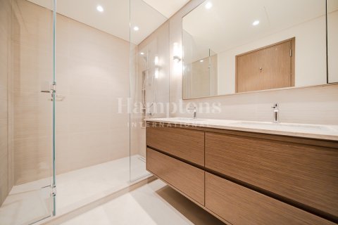 Apartment in Palm Jumeirah, Dubai, UAE 3 bedrooms, 172.98538600 sq.m. № 590913 - photo 15