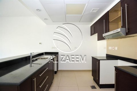 Vilë në Al Reef, Abu Dhabi, Emiratet e Bashkuara Arabe 2 dhoma gjumi, 117 m2. № 615300 - Foto 4