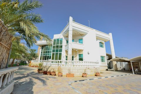 阿联酋 Abu Dhabi Khalifa City 待售 : 10 卧, 4285 平方米 , 编号615301 - 照片 1
