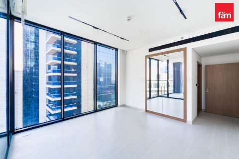 Apartment in Business Bay, Dubai, UAE 2 bedrooms, 111.2 sq.m. № 622191 - photo 3