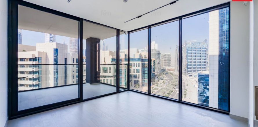 Apartment in Business Bay, Dubai, UAE 2 bedrooms, 111.2 sq.m. № 622191