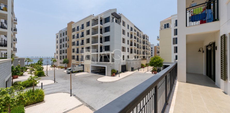 Byt v Jumeirah, Dubai, SAE 2 ložnice, 111.8 m² Č.: 621154