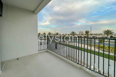 Townhouse in Dubai South (Dubai World Central), Dubai, UAE 3 bedrooms, 144 sq.m. № 586067 - photo 8
