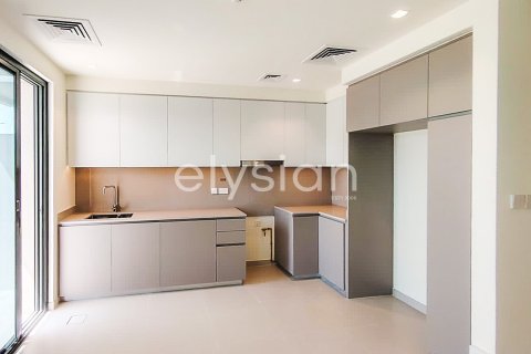 Townhouse in Dubai South (Dubai World Central), Dubai, UAE 3 bedrooms, 144 sq.m. № 586067 - photo 2
