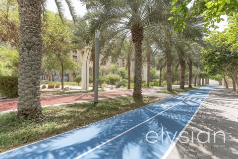 Apartament në Palm Jumeirah, Dubai, Emiratet e Bashkuara Arabe 2 dhoma gjumi, 144 m2. № 586069 - Foto 10