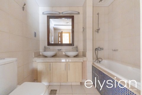 Apartament në Palm Jumeirah, Dubai, Emiratet e Bashkuara Arabe 2 dhoma gjumi, 144 m2. № 586069 - Foto 9