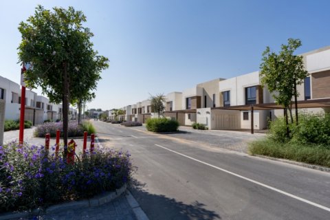 Casa urbana para arrendamento em Yas Island, Abu Dhabi, EAU 2 quartos, 123.9 m2 № 555425 - foto 3