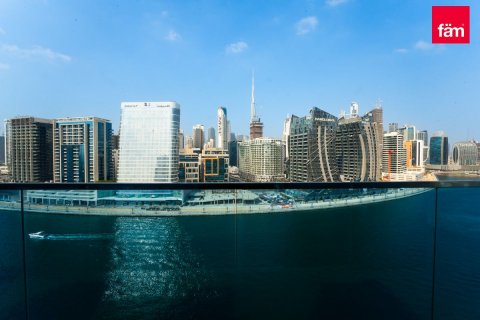 Apartament në Business Bay, Dubai, Emiratet e Bashkuara Arabe 2 dhoma gjumi, 133.1 m2. № 532586 - Foto 19