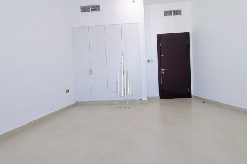 Apartament do wynajęcia w Hamdan Street, Abu Dhabi, ZEA 3 sypialnie, 213.7 mkw., nr 576052 - zdjęcie 12