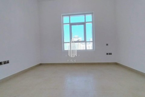 Apartament do wynajęcia w Hamdan Street, Abu Dhabi, ZEA 3 sypialnie, 213.7 mkw., nr 576052 - zdjęcie 5