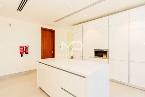 Vila v Abu Dhabi, SAE 4 ložnice, 423 m² Č.: 555151 - fotografie 11