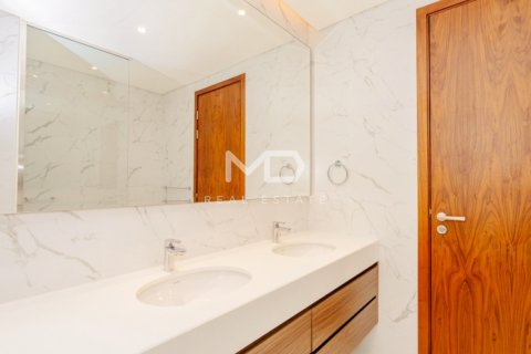 Vila v Abu Dhabi, SAE 4 ložnice, 423 m² Č.: 555151 - fotografie 47