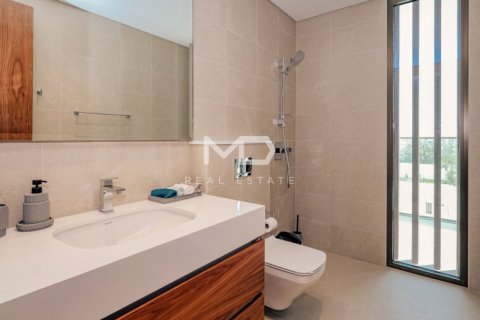 Vila u gradu Abu Dhabi, UAE 5 spavaće sobe, 618.9 m2 Br. 555149 - Slika 27