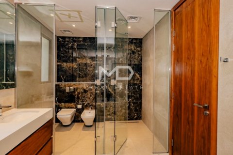 Villa in Abu Dhabi, UAE 5 bedrooms, 618.9 sq.m. № 555150 - photo 59