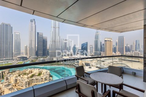 Apartemen di Downtown Dubai (Downtown Burj Dubai), UEA 2 kamar tidur, 161 m2 nomor 603401 - foto 2