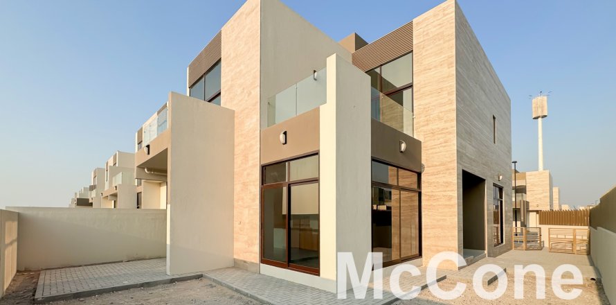 Řadový dům v Mohammed Bin Rashid City, Dubai, SAE 4 ložnice, 301.01 m² Č.: 587068