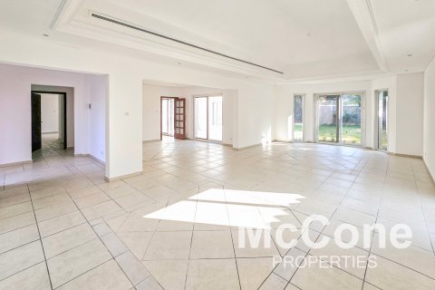 Vilë në Green Community, Dubai, Emiratet e Bashkuara Arabe 4 dhoma gjumi, 840.03 m2. № 587065 - Foto 1