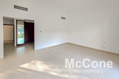 Vilë në Green Community, Dubai, Emiratet e Bashkuara Arabe 4 dhoma gjumi, 840.03 m2. № 587065 - Foto 10