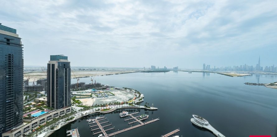 Penthouse në Dubai, Emiratet e Bashkuara Arabe 4 dhoma gjumi, 311.2 m2. № 570981