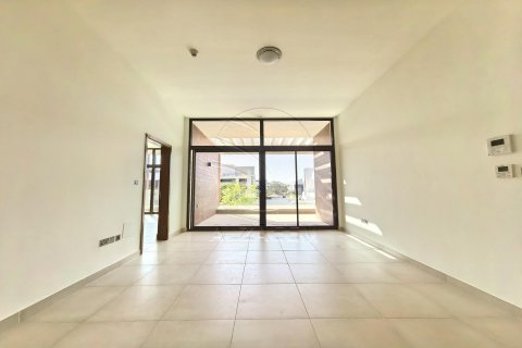 Vila na Yas Island, Abu Dhabi, SAE 5 ložnice, 599 m² Č.: 615153 - fotografie 11