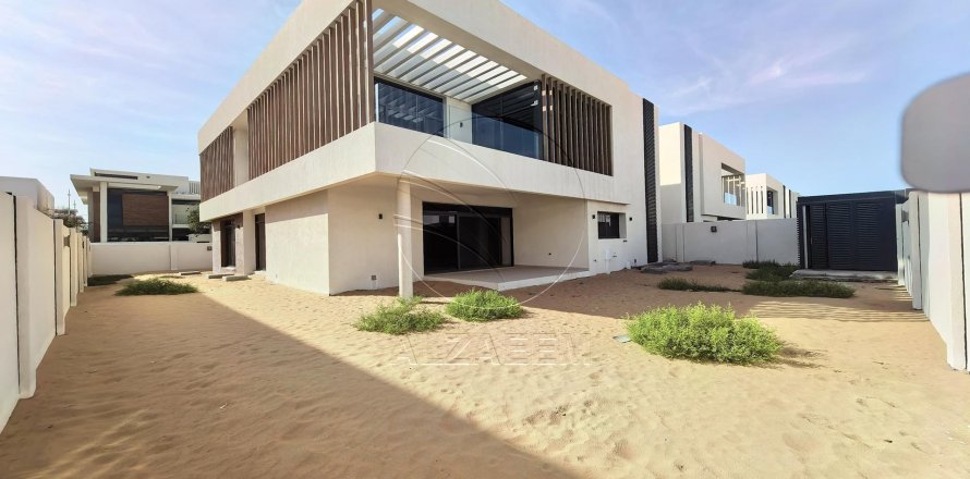 Vila na Yas Island, Abu Dhabi, SAE 5 ložnice, 599 m² Č.: 615153