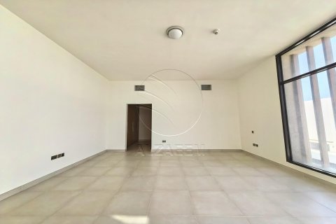 Vila na Yas Island, Abu Dhabi, SAE 5 ložnice, 599 m² Č.: 615153 - fotografie 17