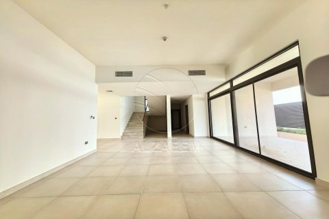 Vila na Yas Island, Abu Dhabi, SAE 5 ložnice, 599 m² Č.: 615153 - fotografie 3