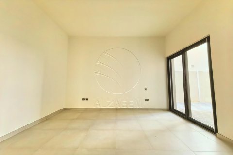 Vila na Yas Island, Abu Dhabi, SAE 5 ložnice, 599 m² Č.: 615153 - fotografie 13