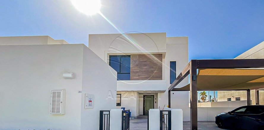 Vilë në Yas Island, Abu Dhabi, Emiratet e Bashkuara Arabe 3 dhoma gjumi, 376 m2. № 615151
