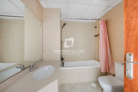 Apartmen di Dubai Sports City, UAE 2 bilik tidur, 150 meter persegi № 593509 - foto 11