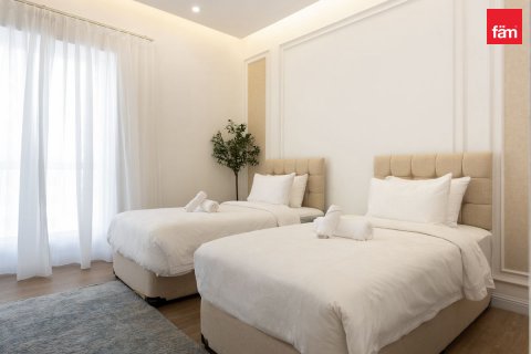 Apartment in Dubai, UAE 3 bedrooms, 178.8 sq.m. № 569692 - photo 13