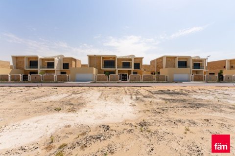 Land in Jebel Ali, Dubai, UAE 1030.7 sq.m. № 569693 - photo 11
