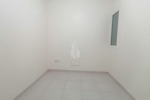 阿联酋 Abu Dhabi Al Khalidiya 待租 : 4 卧, 260.1 平方米 , 编号572774 - 照片 5