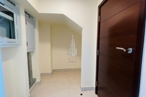 Dupleks në Corniche Road, Abu Dhabi, Emiratet e Bashkuara Arabe 2 dhoma gjumi, 171 m2. № 589239 - Foto 13