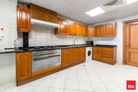 Apartament në Dubai, Emiratet e Bashkuara Arabe 3 dhoma gjumi, 199.9 m2. № 579243 - Foto 10