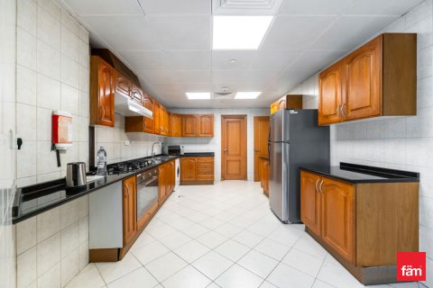 Apartament në Dubai, Emiratet e Bashkuara Arabe 3 dhoma gjumi, 199.9 m2. № 579243 - Foto 11