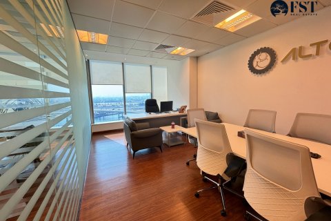 Business Bay, Dubai, UAE의 판매용 사무실 74.3제곱미터 번호 548794 - 사진 2