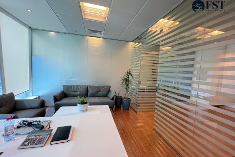Business Bay, Dubai, UAE의 판매용 사무실 74.3제곱미터 번호 548794 - 사진 9