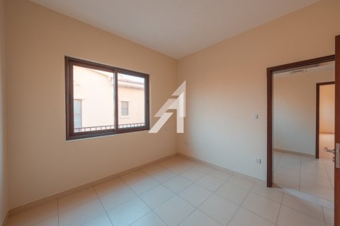 Villa in Dubai, UAE 4 bedrooms, 264 sq.m. № 623811 - photo 6