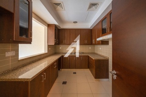 Villa in Dubai, UAE 4 bedrooms, 264 sq.m. № 623811 - photo 19