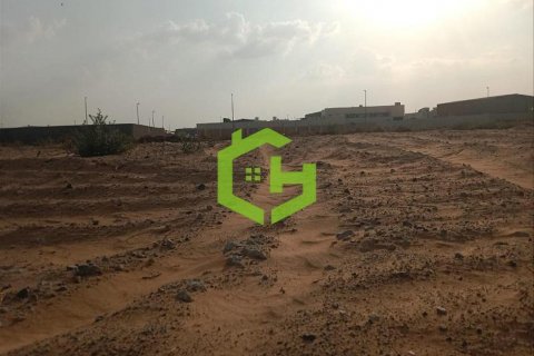 Tokë në Al Sajaa, Sharjah, Emiratet e Bashkuara Arabe 1858 m2. № 616596 - Foto 5