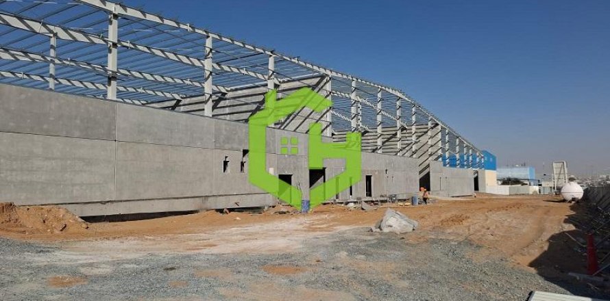 Magazinë në Umm Al Thuoob, Umm Al Quwain, Emiratet e Bashkuara Arabe 3168.2 m2. № 616594